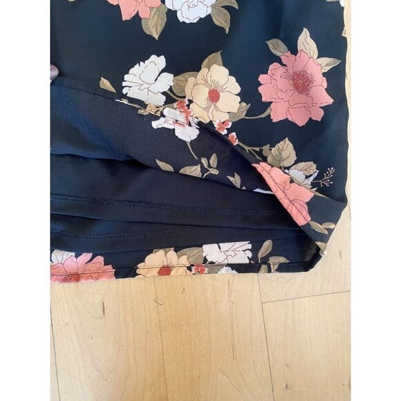 𝅺ALL In Favor Floral Mini Dress Sz XSmall Back Cut Out Long Sleeve - Picture 4 of 8